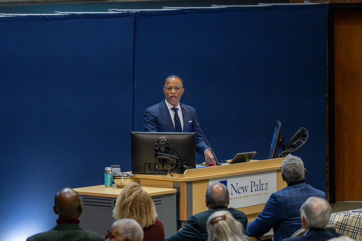 Journalist Jonathan Capehart Speaks to Crowd